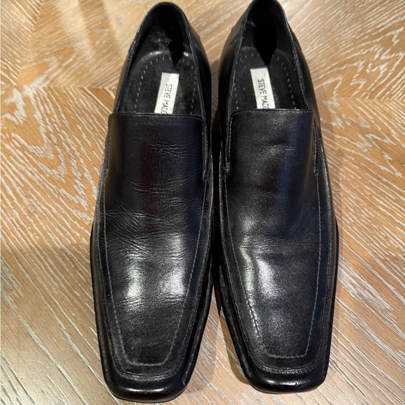 Steve Madden Bifff Men's Black Leather Loafers NWT size 10 - Picture 2 of 4